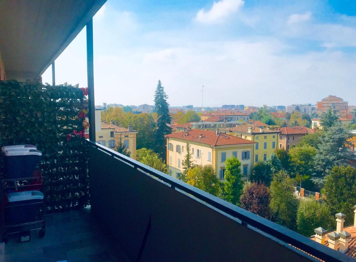 Peony Apartment, Bi-Locale A Due Passi Dal Centro Di Modena Exterior photo